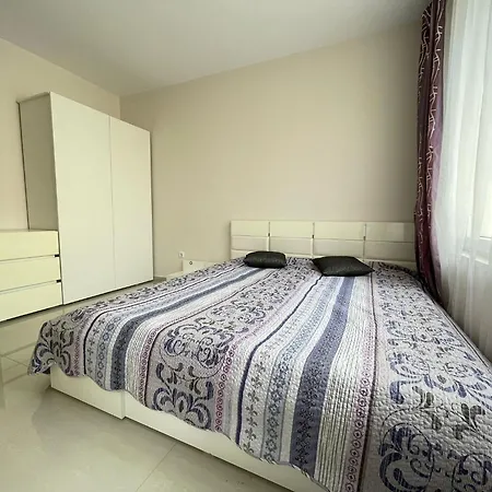 Admiral Plaza Premium Appartement *