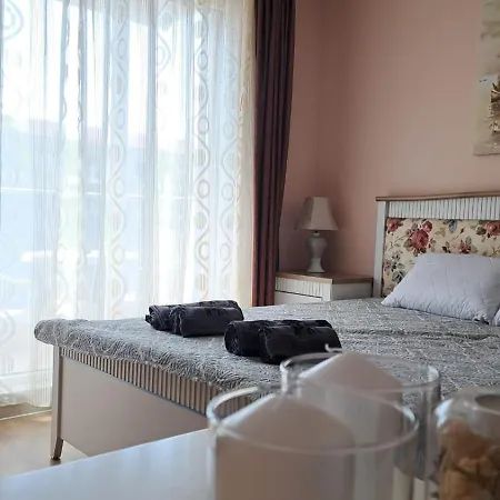 Апартамент Admiral Plaza Premium Слънчев бряг