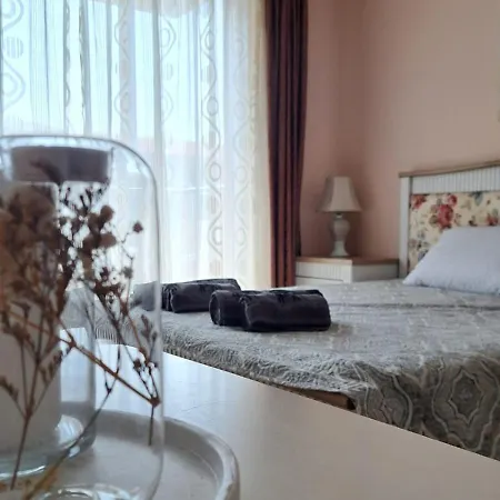 Admiral Plaza Premium *