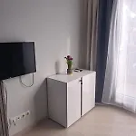 Admiral Plaza Premium Suites Napospart